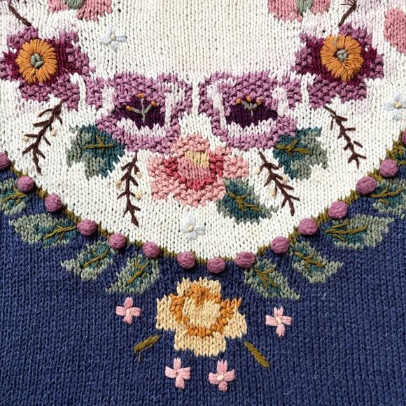 Vintage Cullinane Hand Knit Floral Embroidered Sweater‎ - Picture 7 of 8